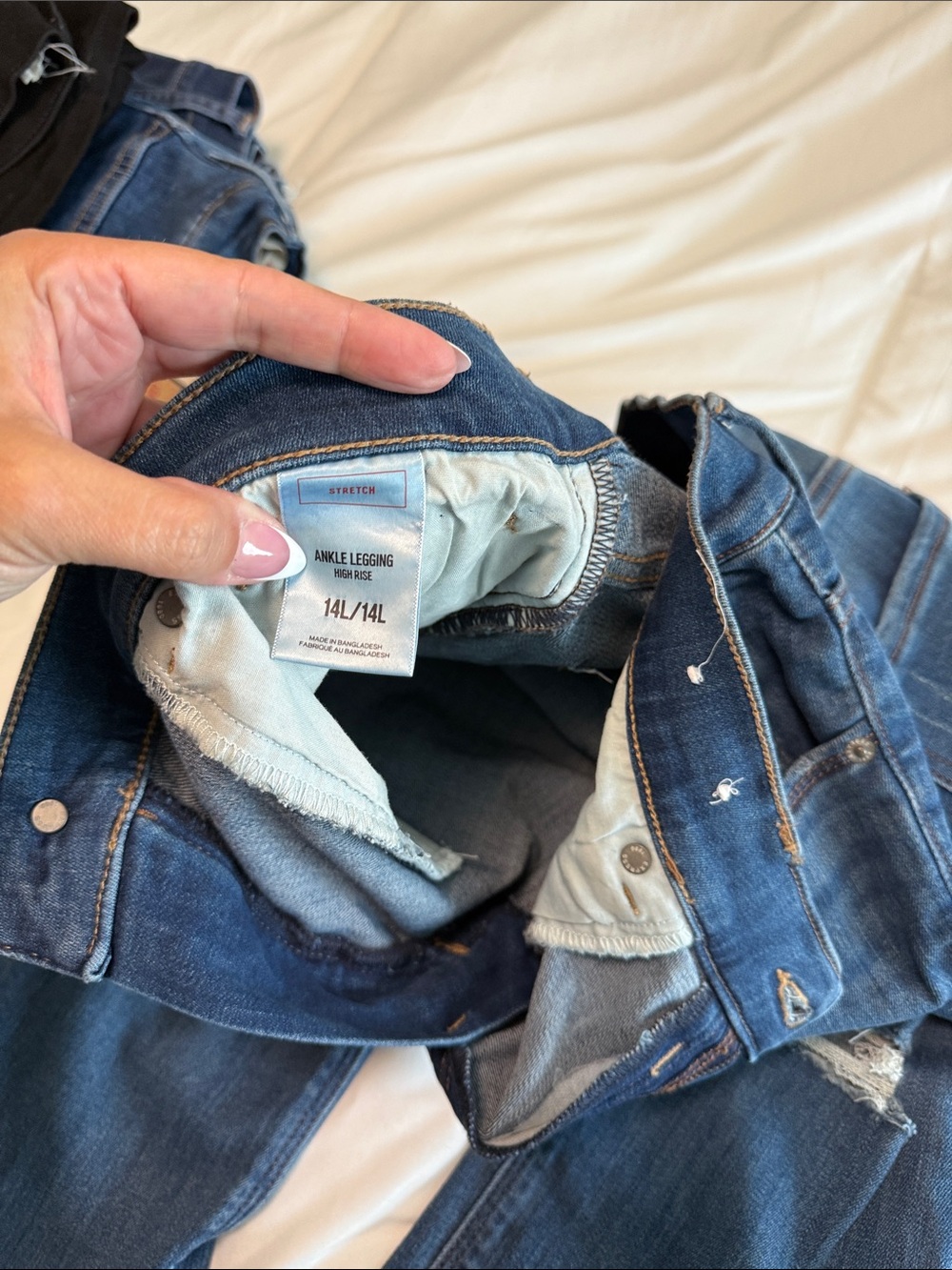 Express Jean - Picture 2 of 3